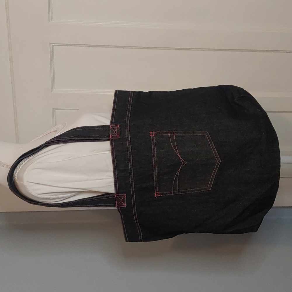 Denim & Co blue jean tote bag with front pocket and magnetic snap closure